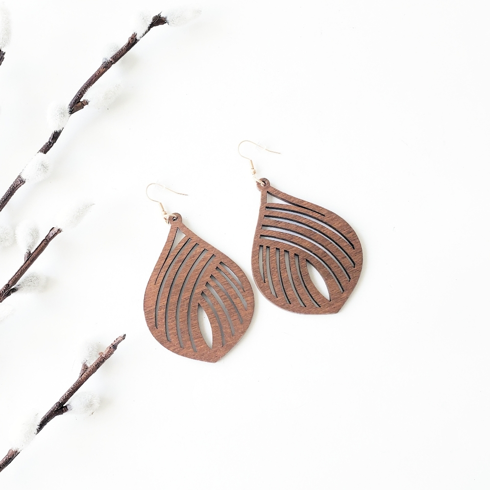 Bohemian Wood Leaf Earrings - lightweight